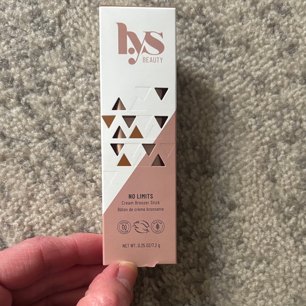 LYS Beauty No Limits Cream Bronzer Stick - Harmony